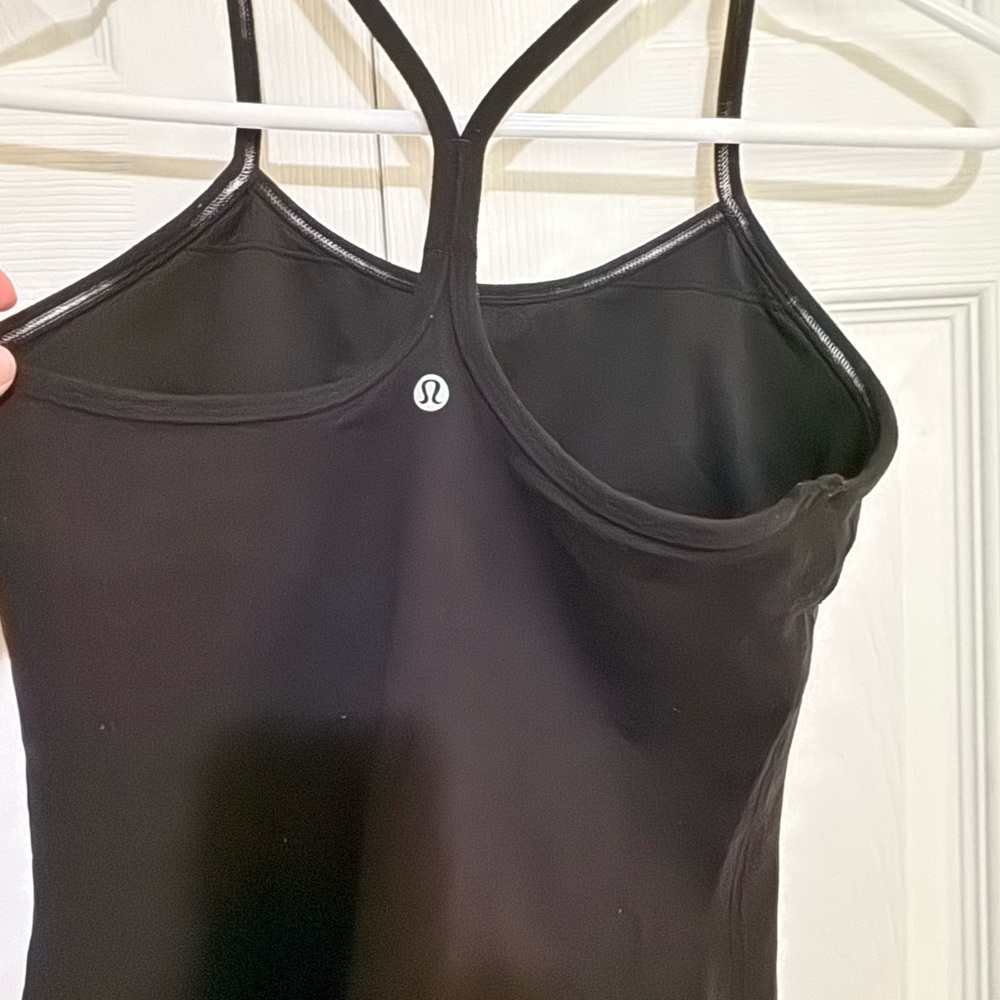 Lululemon Black Women's Strappy Tank. Size 6